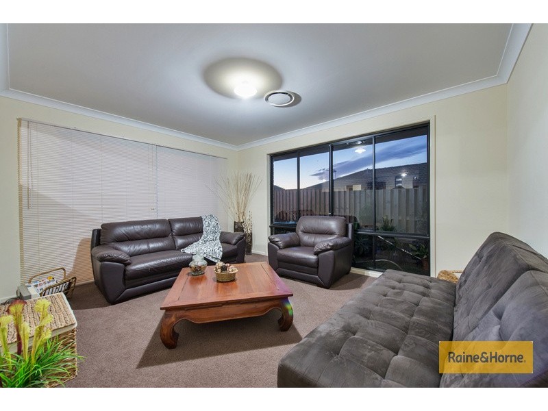 29 Manning Circuit, Pacific Pines QLD 4211