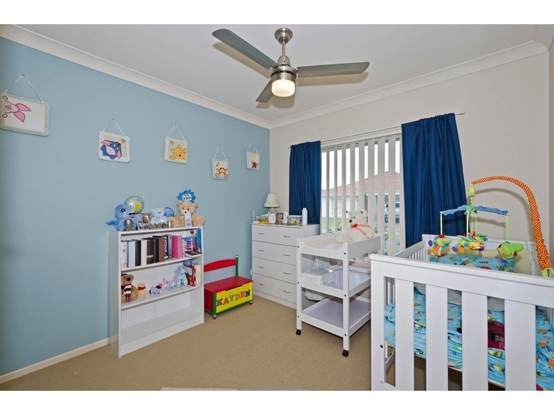 14 Sheffield Circuit, Pacific Pines QLD 4211