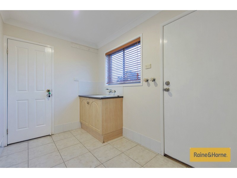 6 Woodbine Court, Parkwood QLD 4214