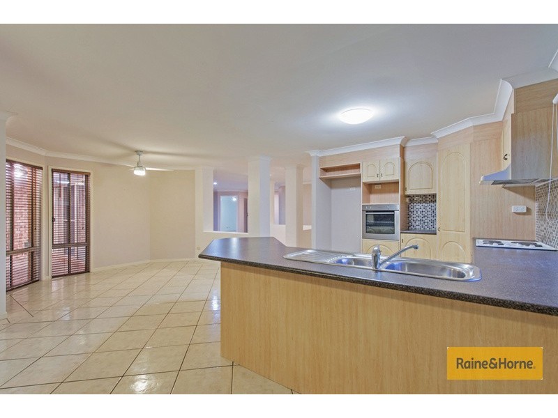 6 Woodbine Court, Parkwood QLD 4214