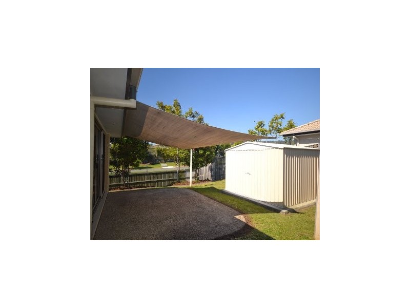 15 Witheren Circuit, Pacific Pines QLD 4211