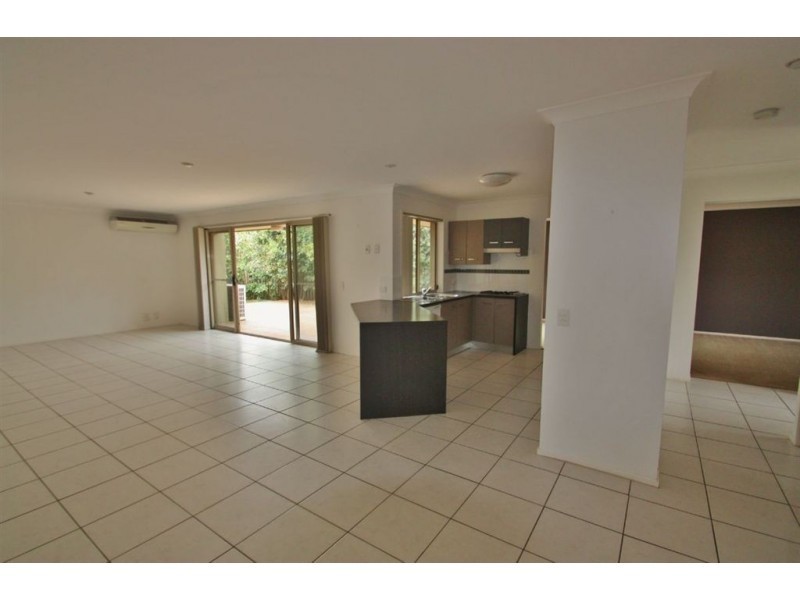 23 Cobb and Co, Oxenford QLD 4210