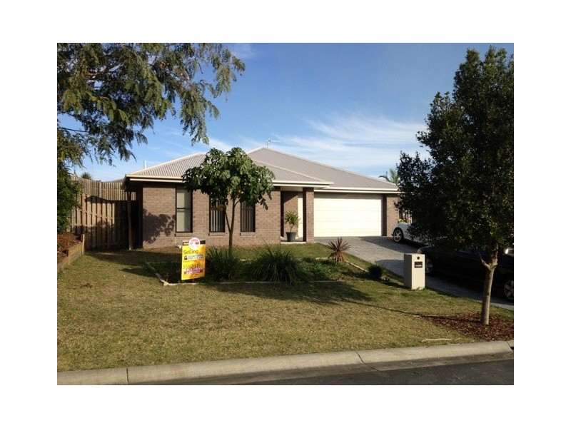 4 Willunga Street, Pacific Pines QLD 4211