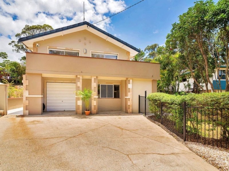 32 Forrest Avenue, Molendinar QLD 4214