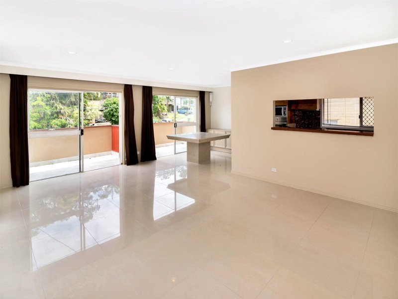 32 Forrest Avenue, Molendinar QLD 4214