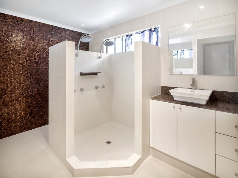 32 Forrest Avenue, Molendinar QLD 4214