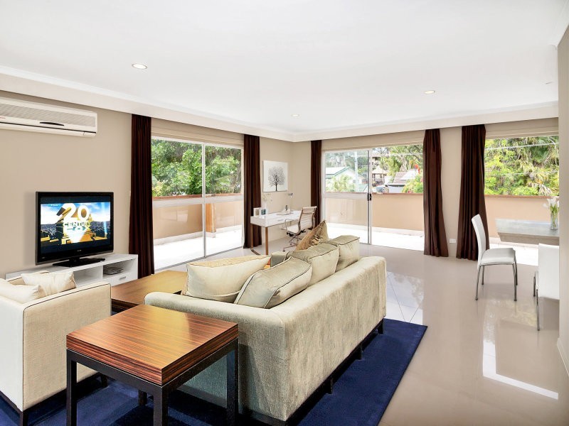 32 Forrest Avenue, Molendinar QLD 4214