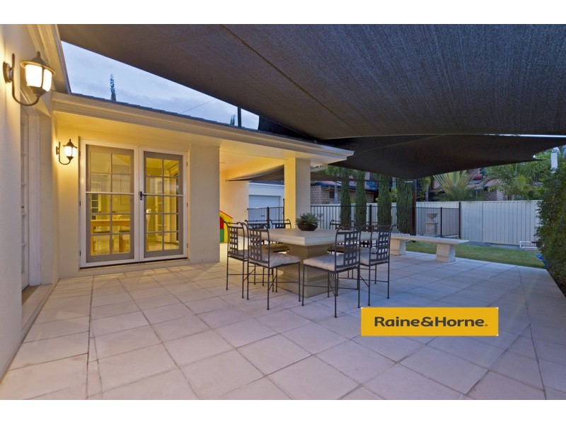 6 Paddy Place, Oxenford QLD 4210