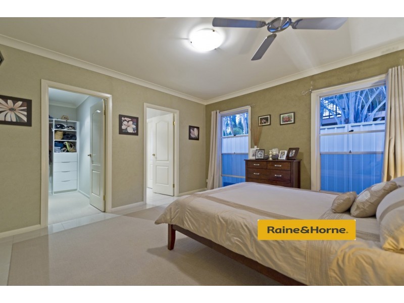 6 Paddy Place, Oxenford QLD 4210