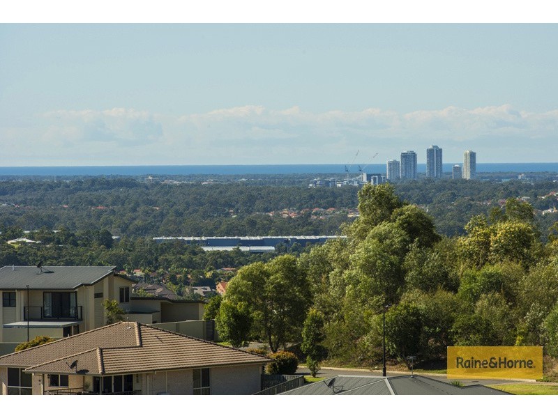 20 Wunburra Circle, Pacific Pines QLD 4211