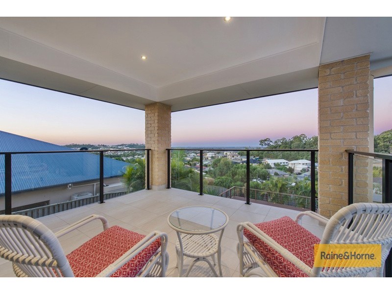 20 Wunburra Circle, Pacific Pines QLD 4211