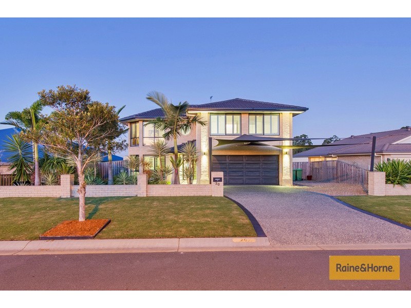 20 Wunburra Circle, Pacific Pines QLD 4211