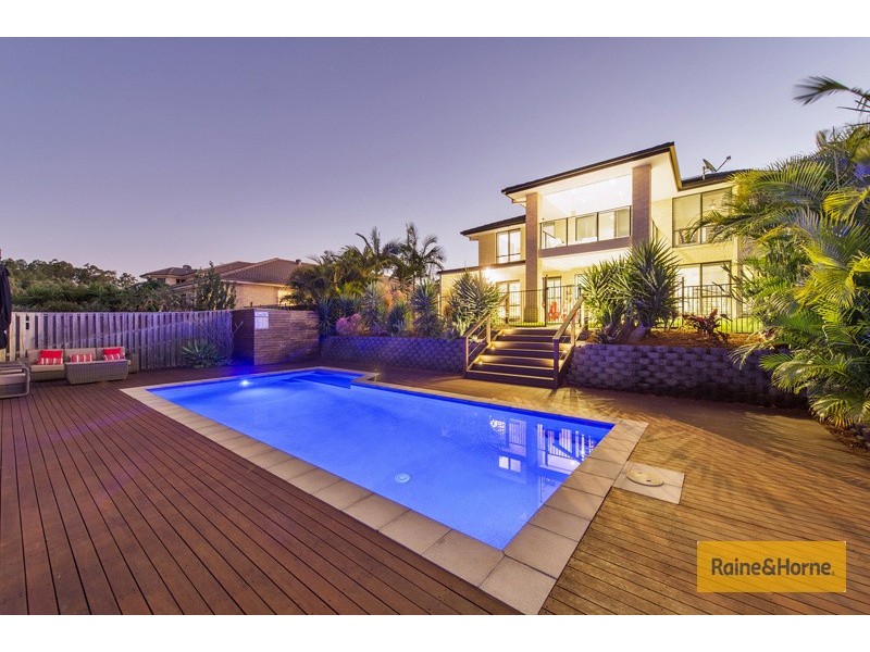 20 Wunburra Circle, Pacific Pines QLD 4211