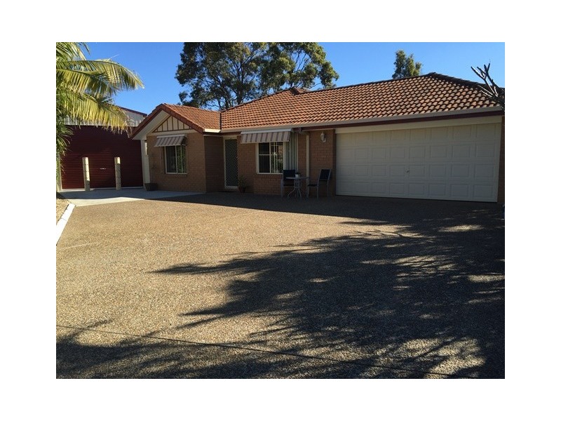 3 Hollyfern Court, Oxenford QLD 4210