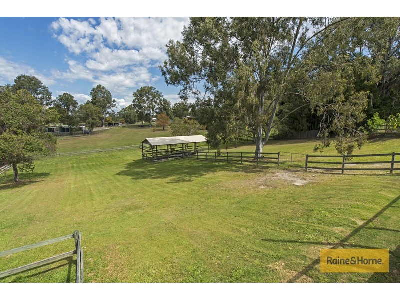 23 Brentwood Terrace, Oxenford QLD 4210