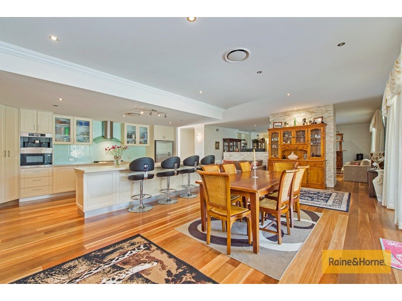 23 Brentwood Terrace, Oxenford QLD 4210