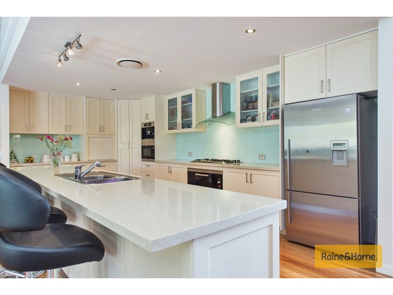 23 Brentwood Terrace, Oxenford QLD 4210