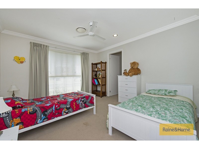 23 Brentwood Terrace, Oxenford QLD 4210