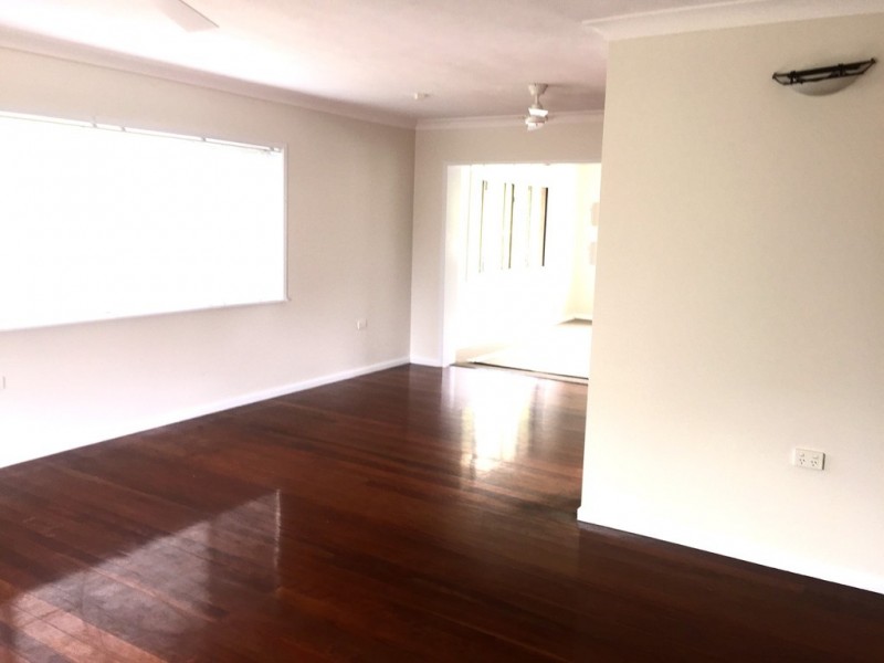 133 Sheehan Avenue, Hope Island QLD 4212