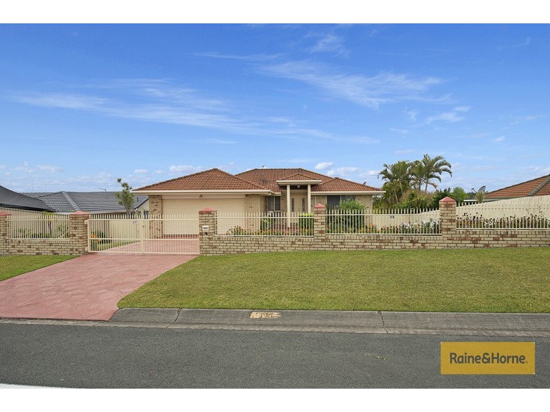 161 Universal Street, Oxenford QLD 4210