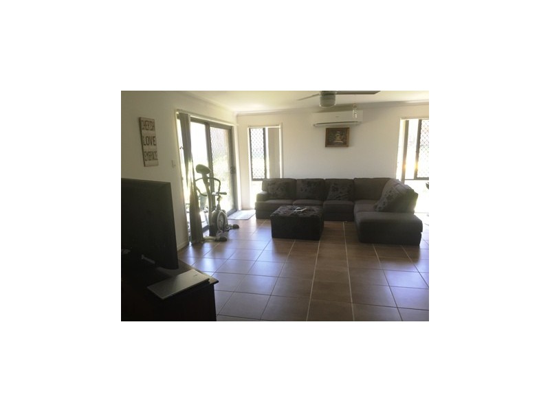 3 Tarrina Crescent, Pacific Pines QLD 4211