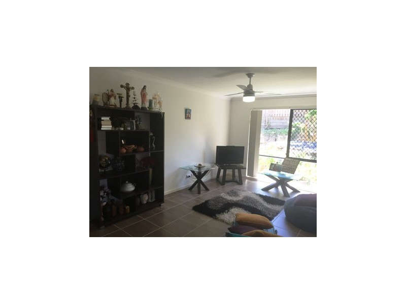 3 Tarrina Crescent, Pacific Pines QLD 4211