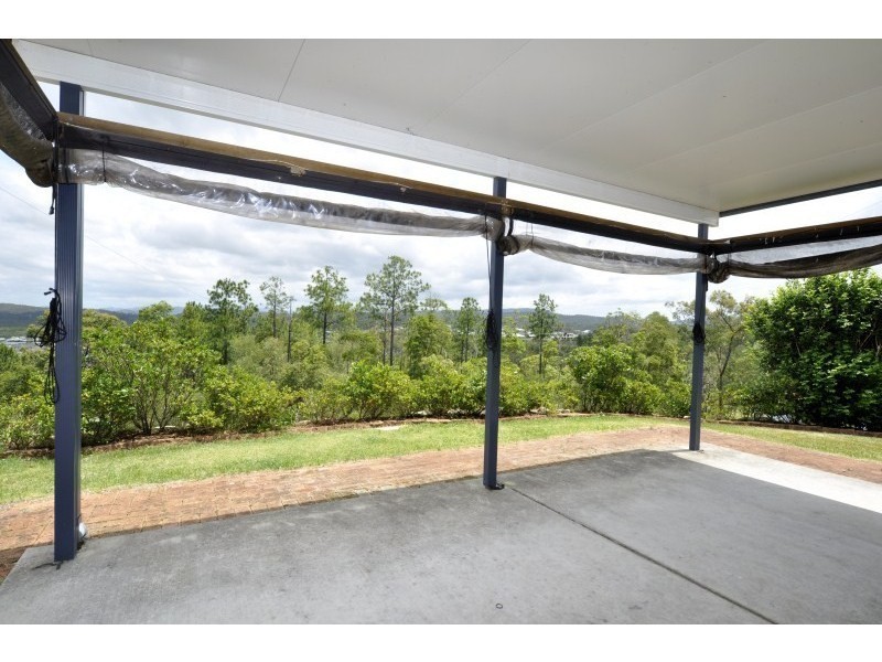 21 Hillary Circuit, Pacific Pines QLD 4211