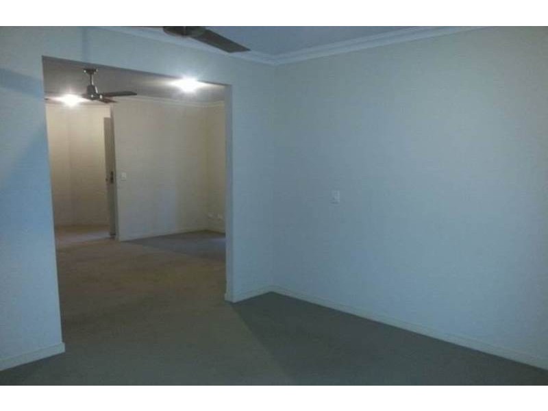 1/1 Mulberry Terrace, Pimpama QLD 4209