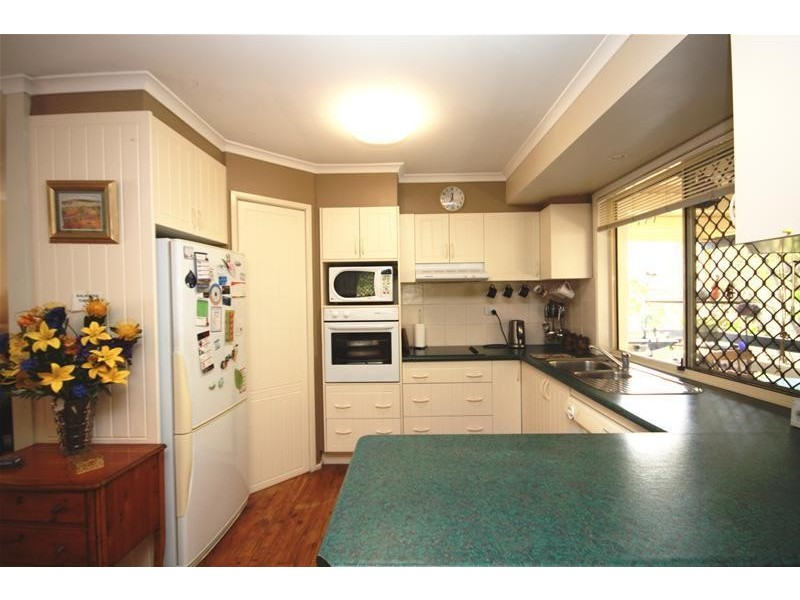 39 Amy Drive, Beenleigh QLD 4207