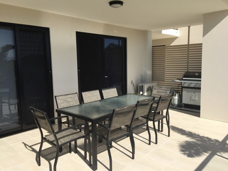 105/32 “Tranquil Apts”, Broadwater Ave, Hope Island QLD 4212