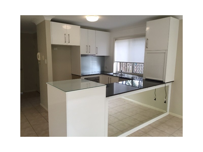 13/1 Carnarvon Crt, Oxenford QLD 4210