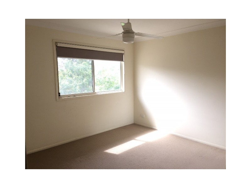 13/1 Carnarvon Crt, Oxenford QLD 4210