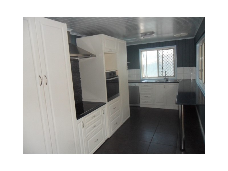 204. Taylor Street, Newtown QLD 4350