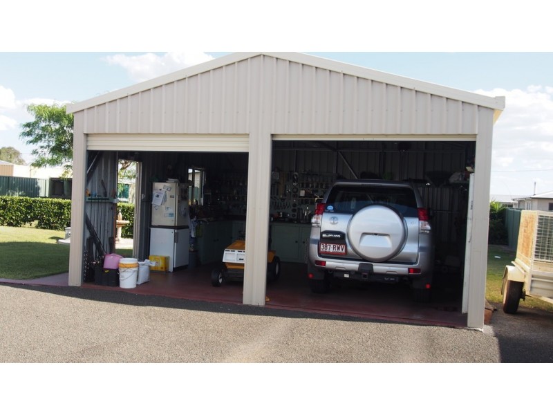 25 Free Street, Nobby QLD 4360