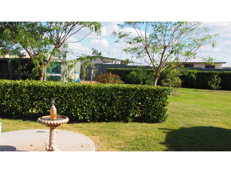 25 Free Street, Nobby QLD 4360