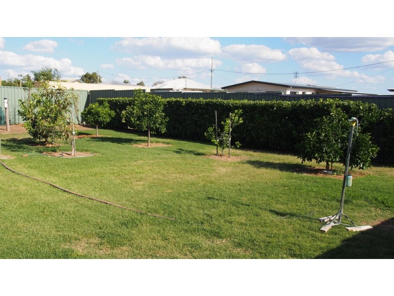 25 Free Street, Nobby QLD 4360