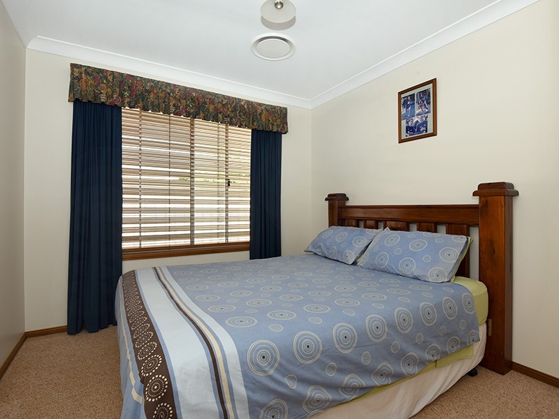 1 Wirraway Drive, Wilsonton QLD 4350