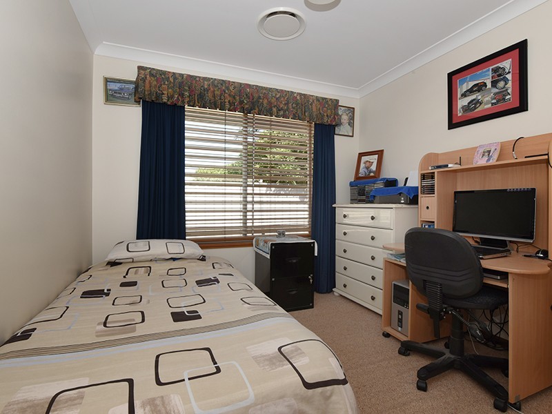 1 Wirraway Drive, Wilsonton QLD 4350