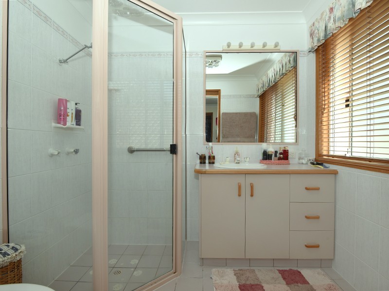 1 Wirraway Drive, Wilsonton QLD 4350