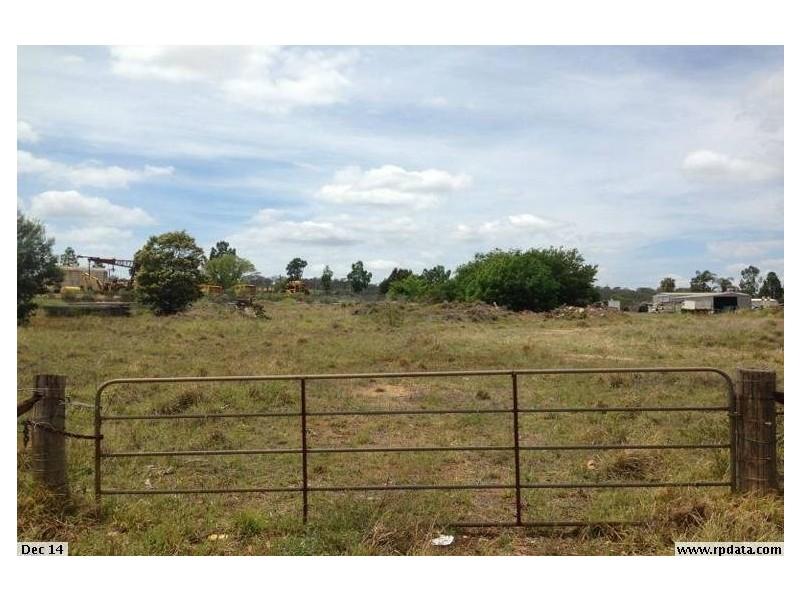 32 Cambooya Street, Drayton QLD 4350