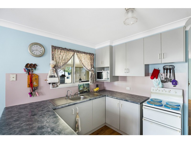 12 Donley Street, Oakey QLD 4401