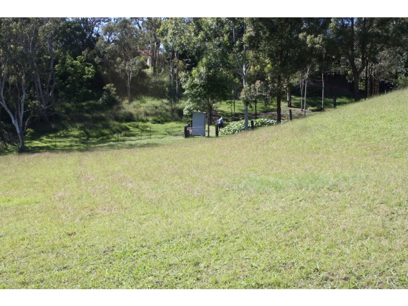 Lot 3 Echidna Cresent, Top Camp QLD 4350