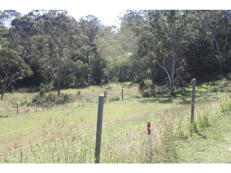 Lot 3 Echidna Cresent, Top Camp QLD 4350