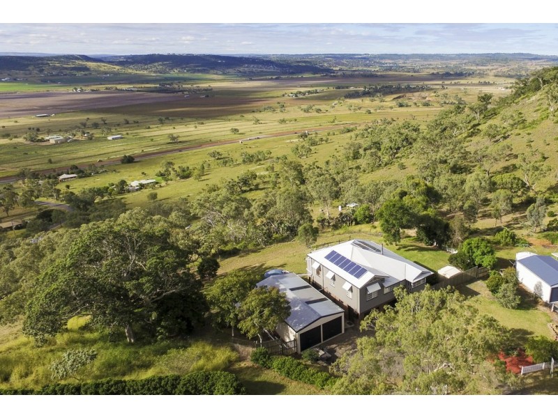 23 Rowland Court, Gowrie Mountain QLD 4350