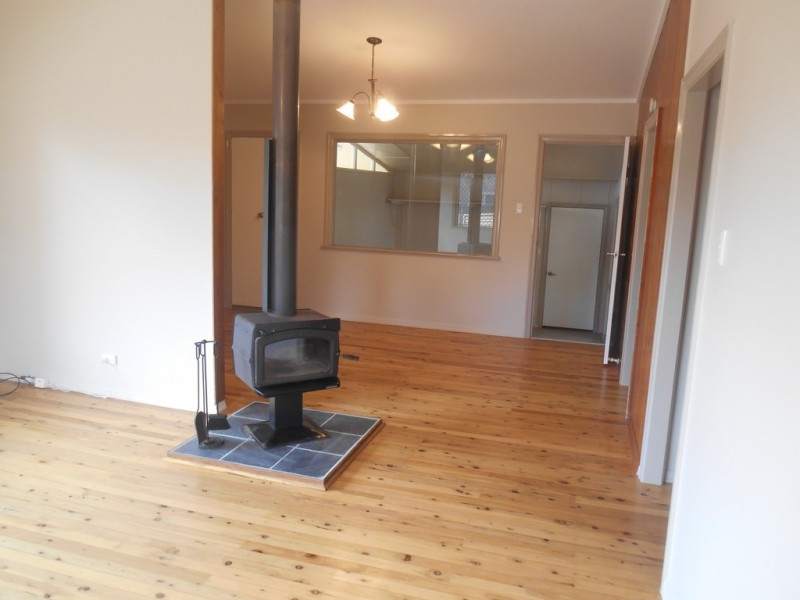 2 Roessler Street, Rangeville QLD 4350