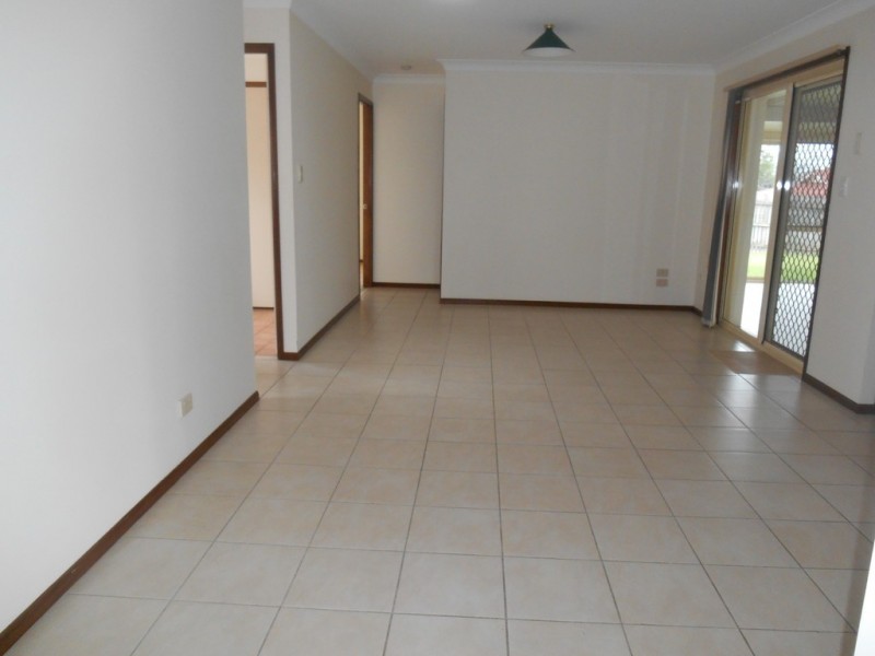 22 Gainsborough Drive, Glenvale QLD 4350