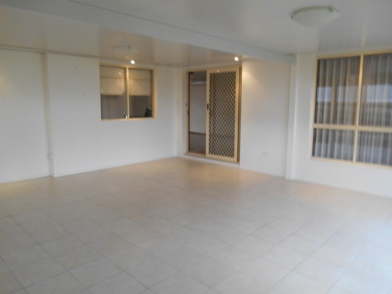 22 Gainsborough Drive, Glenvale QLD 4350