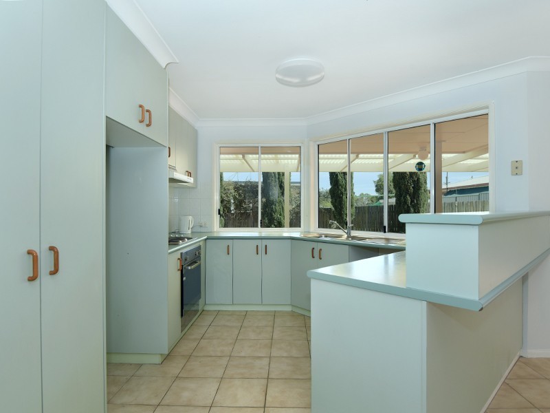 15 Blue Gum Drive, Newtown QLD 4350