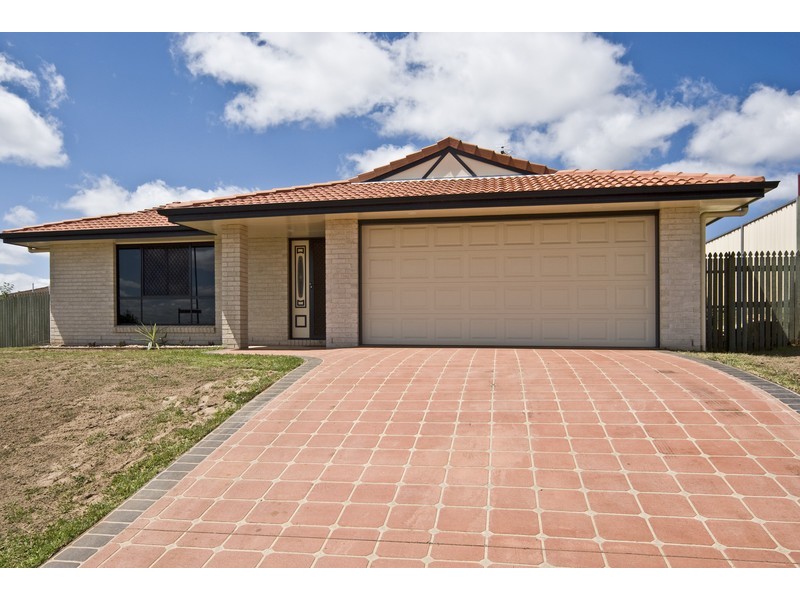 2 Samatha Close, Darling Heights QLD 4350