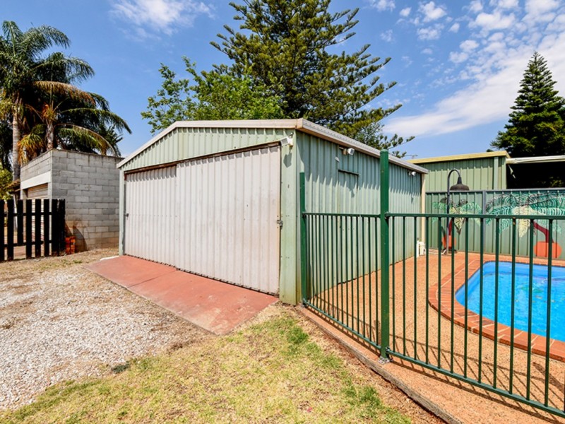 204 Taylor Street, Newtown QLD 4350